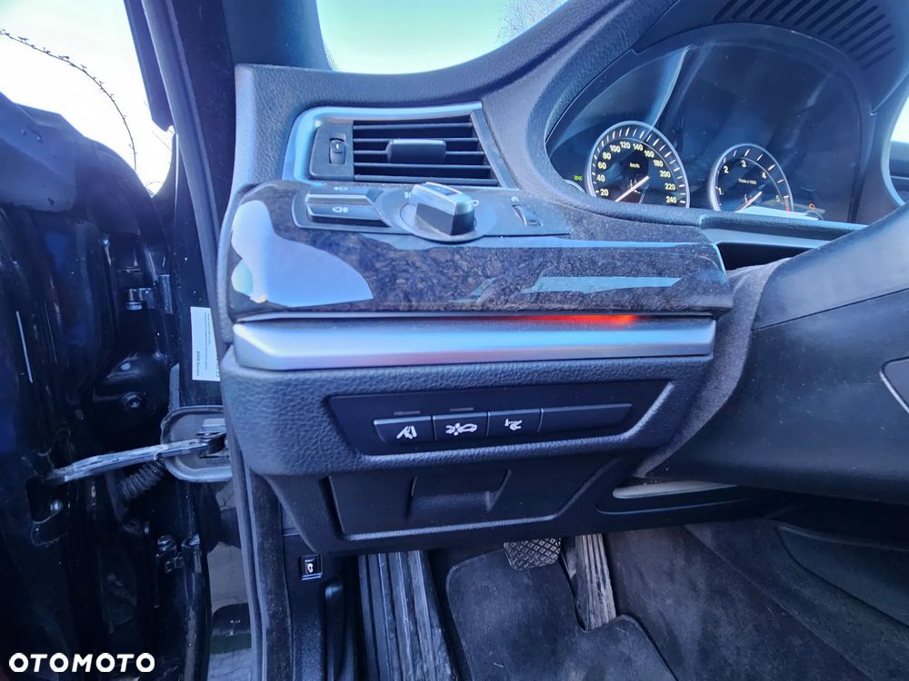 BMW Seria 5 535d - 7