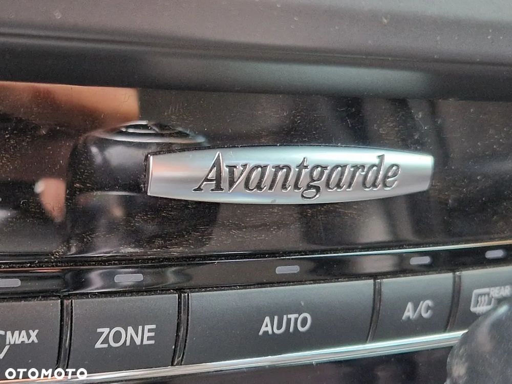 Mercedes-Benz Klasa E 200 BlueEFFICIENCY 7G-TRONIC Avantgarde - 25