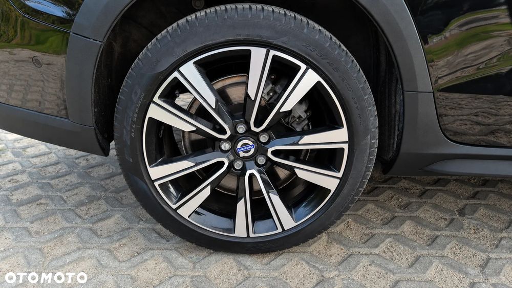 Volvo V60 T5 AWD Momentum Pro - 13