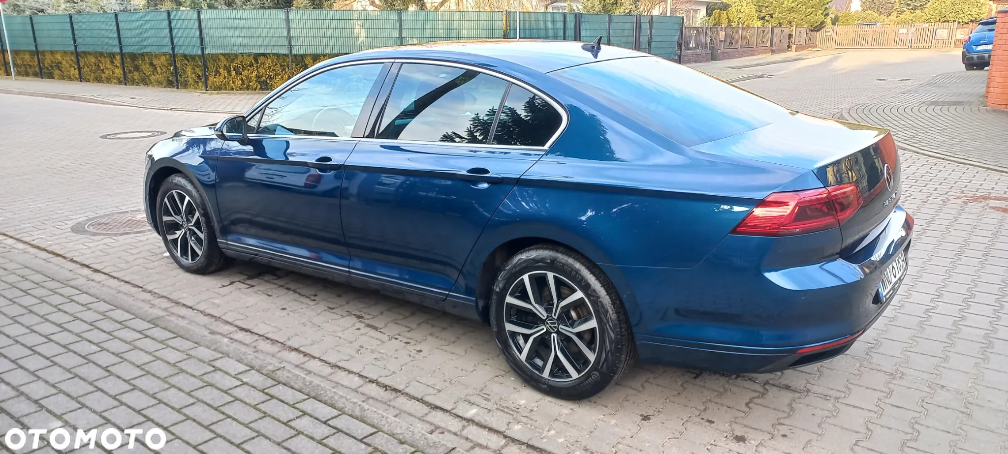 Volkswagen Passat - 8