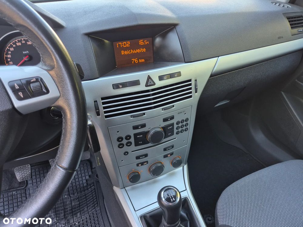 Opel Astra III 1.6 Cosmo - 12