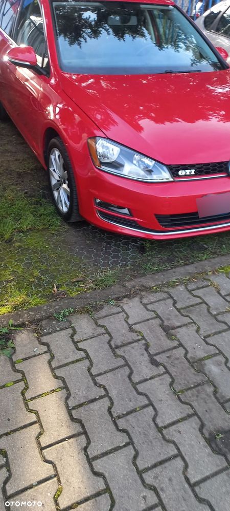 Volkswagen Golf - 11