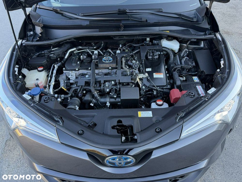 Toyota C-HR - 4