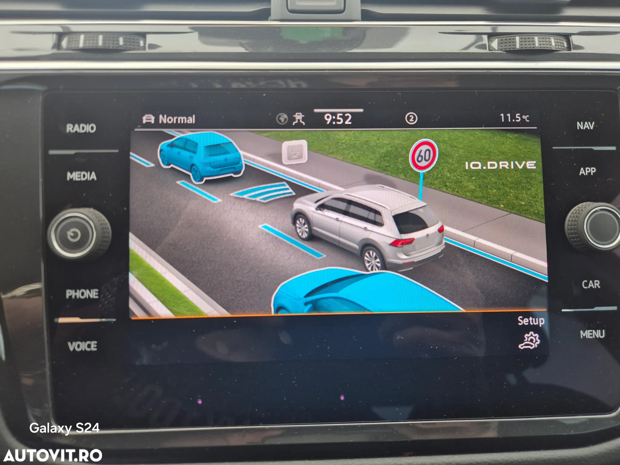 Volkswagen Tiguan 2.0 TDI SCR 4MOTION DSG Life - 27