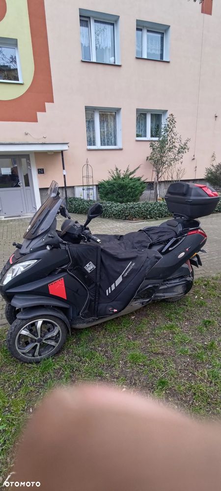 Peugeot Metropolis - 1