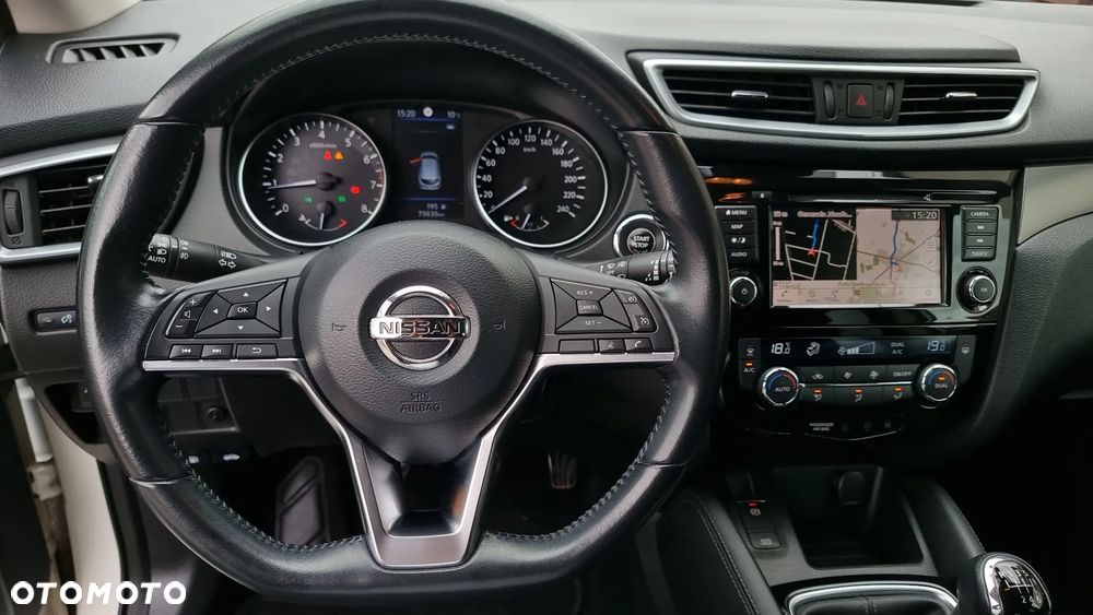 Nissan Qashqai 1.3 DIG-T N-Connecta - 35