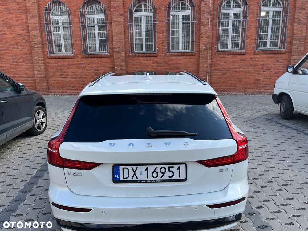 Volvo V60 B4 D Plus Dark - 3