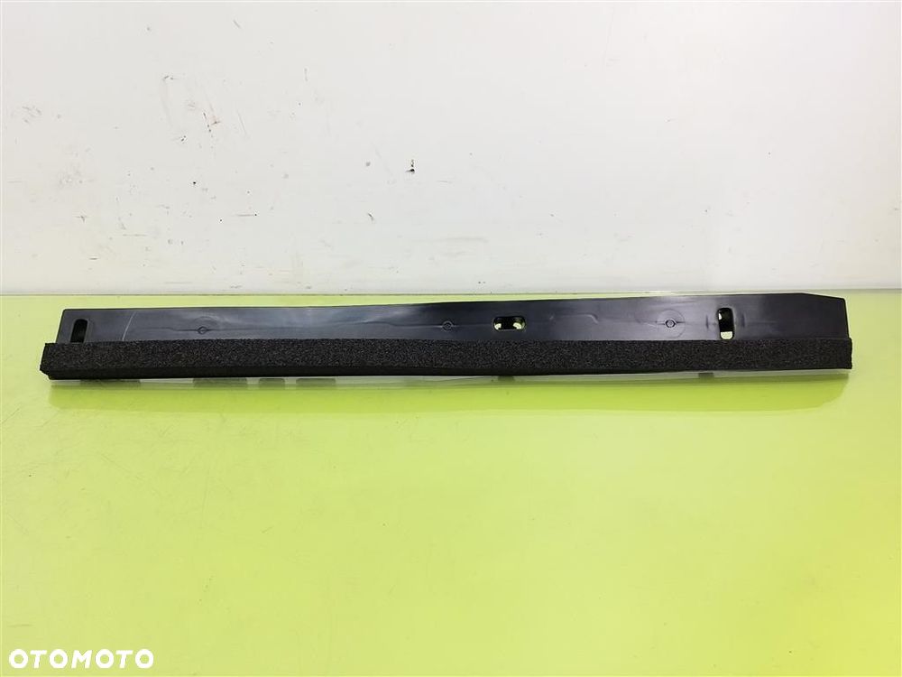 Kierownica powietrza Toyota Yaris CROSS 2021- 16594K0030 ORYGINAŁ - 1