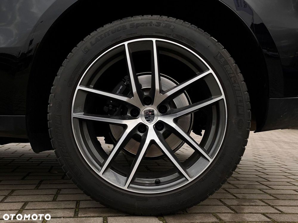 Porsche Macan - 19