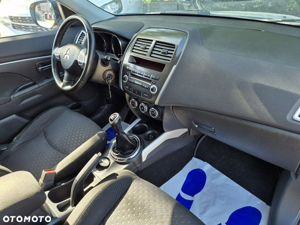 Mitsubishi ASX - 13