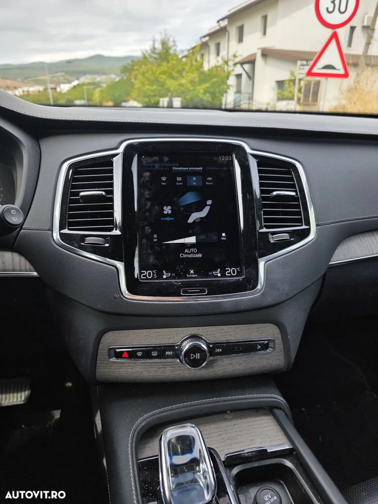 Volvo XC 90 - 4
