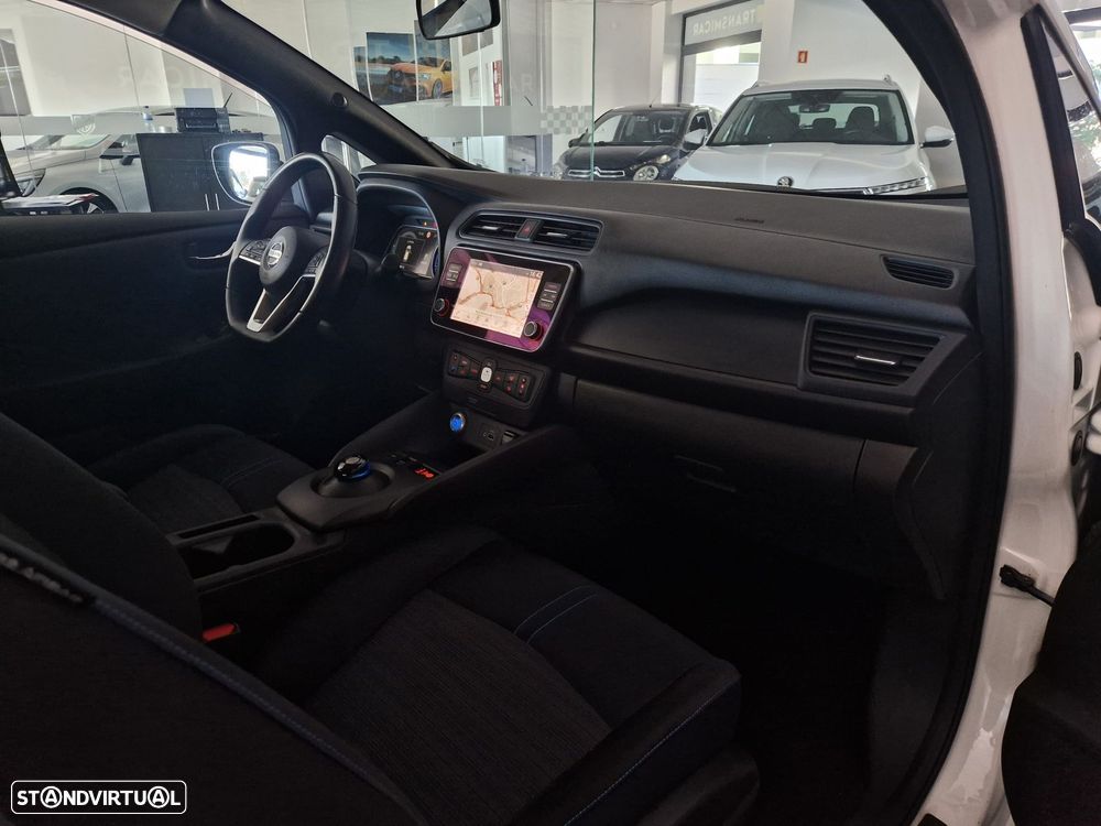 Nissan Leaf Acenta - 10
