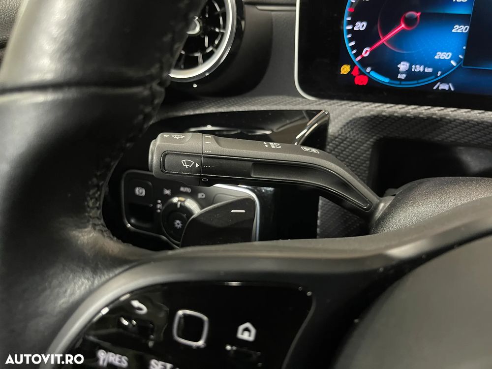 Mercedes-Benz CLA 200 7G-DCT - 24