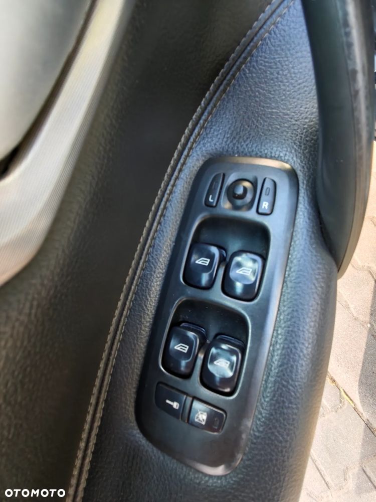 Volvo S60 2.3 T5 - 15