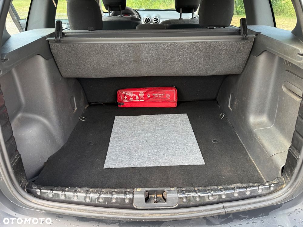 Dacia Duster 1.6 16V 4x2 Ambiance - 11