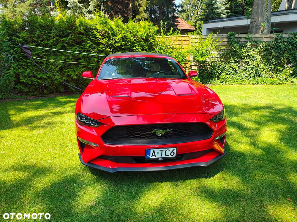 Ford Mustang - 12