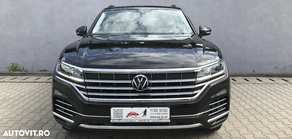 Volkswagen Touareg V6 TDI 4MOTION Elegance - 12