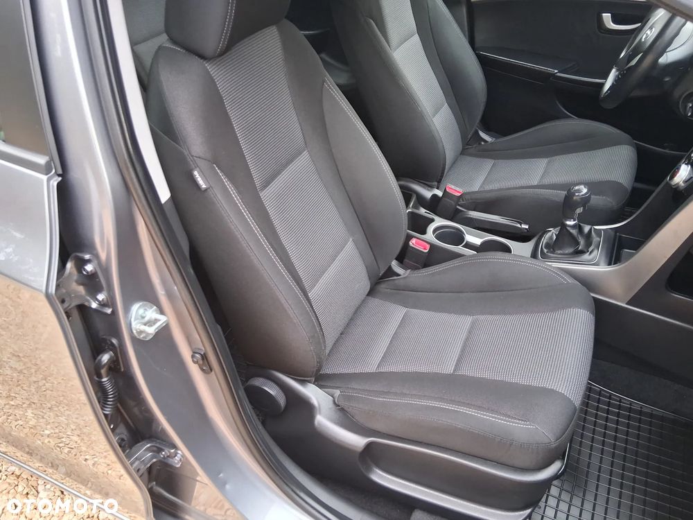 Hyundai i30 - 10