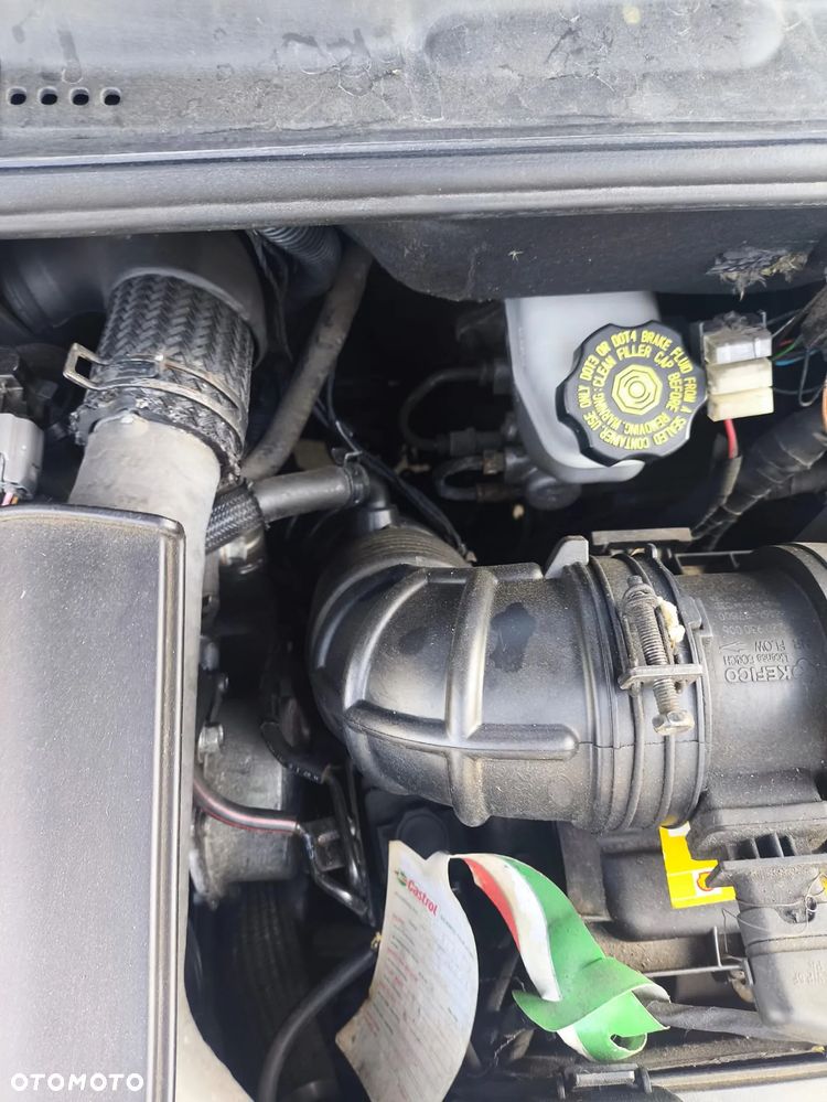 Kia Carnival - 15