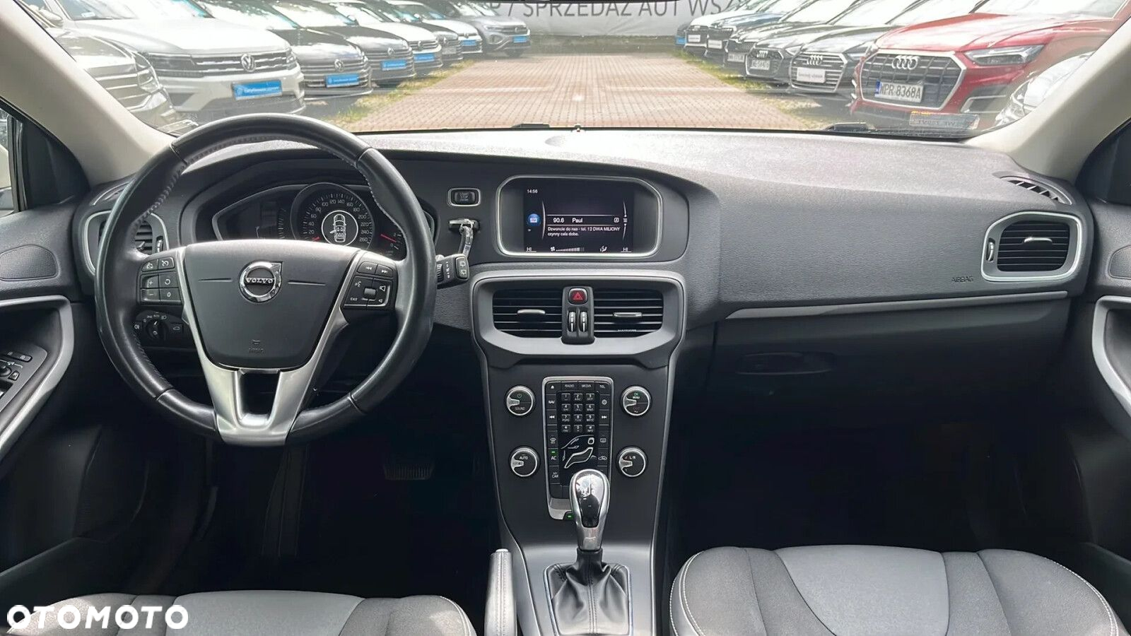 Volvo V40 D3 Drive-E Momentum - 25