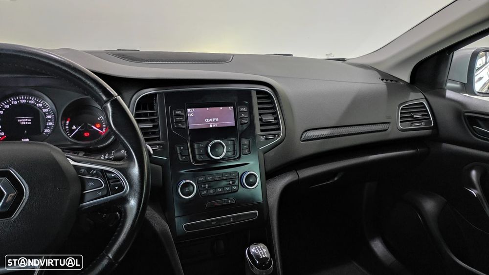 Renault Mégane 1.5 Blue dCi Zen - 26