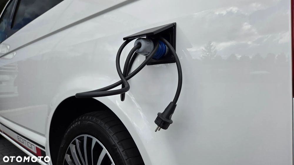 Volkswagen California - 12