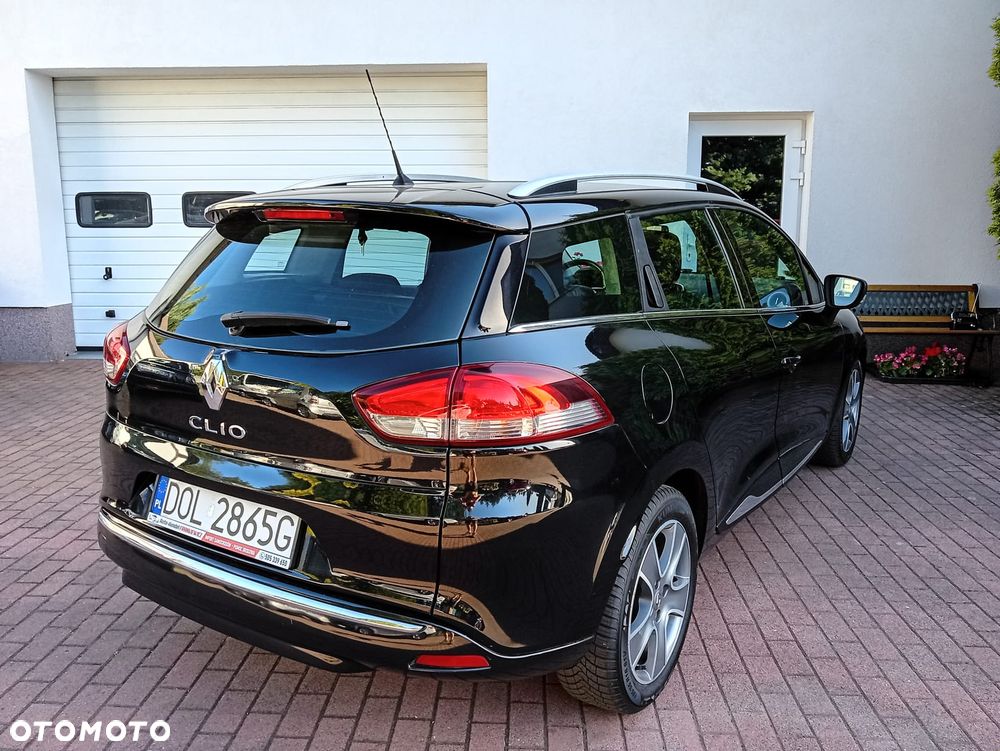 Renault Clio 1.2 16V 75 LIMITED - 6