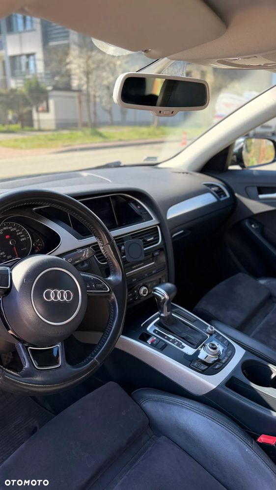 Audi A4 Avant 2.0 TDI Quattro S tronic - 9