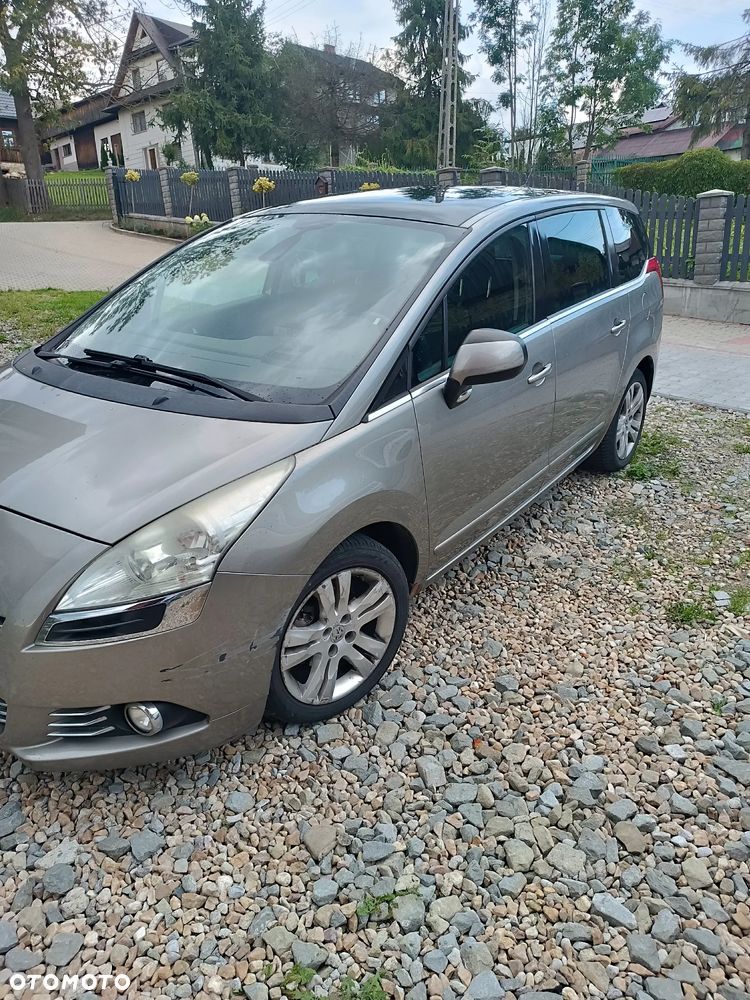 Peugeot 5008 - 1