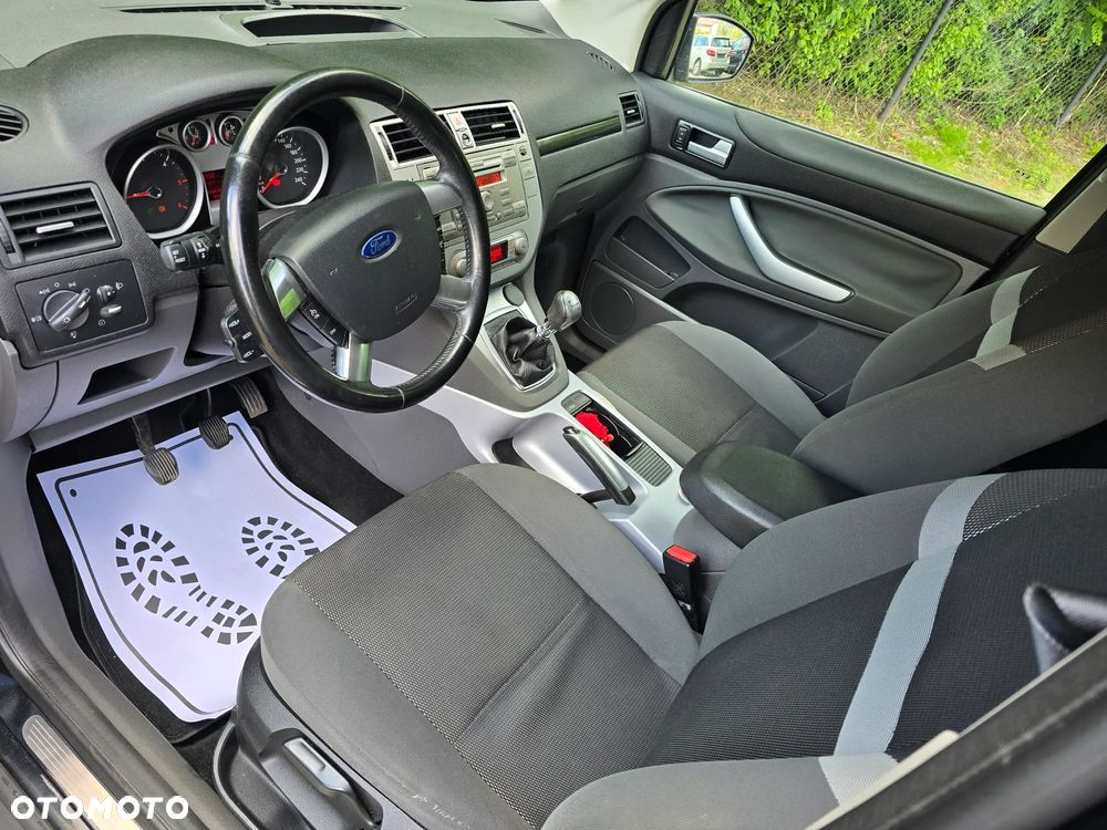 Ford Kuga 2.0 TDCi 2x4 Trend - 14