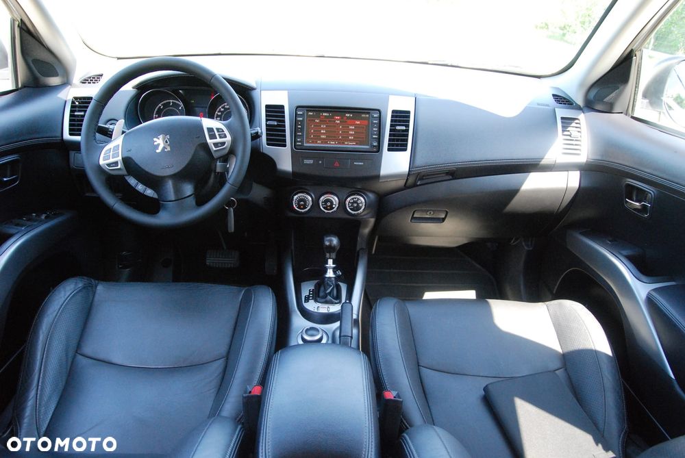 Peugeot 4007 - 19
