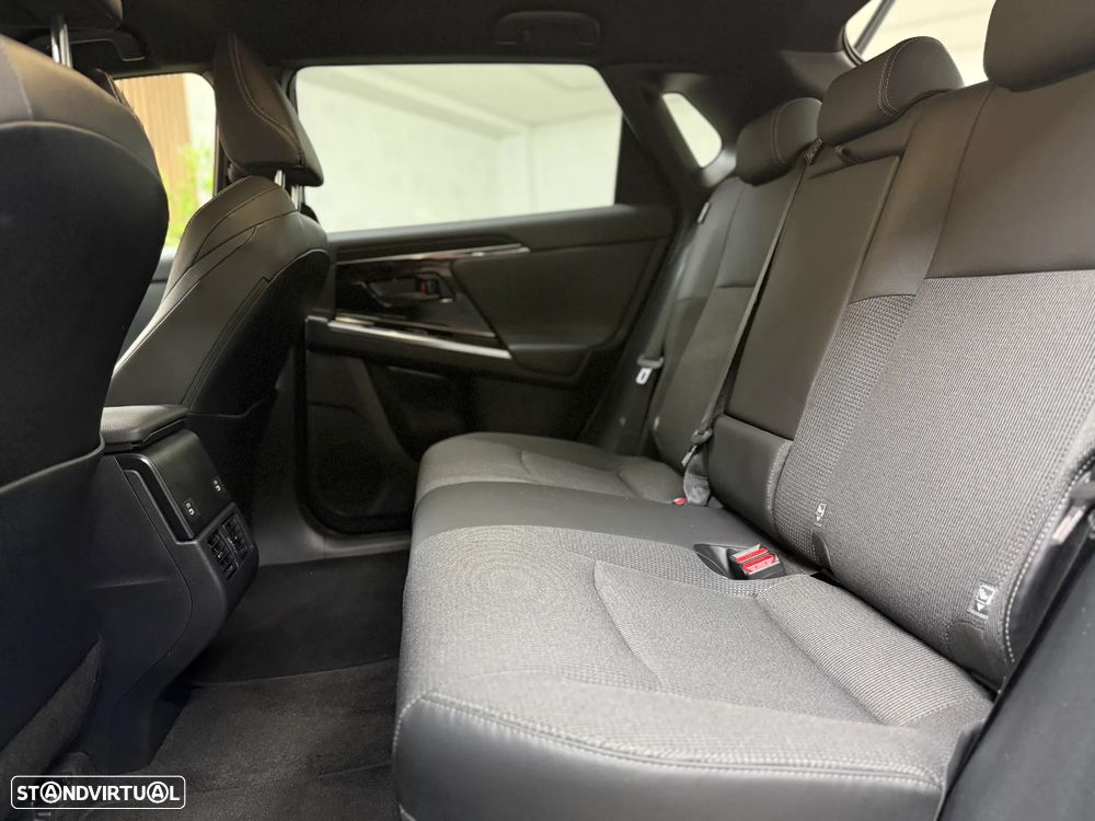 Toyota bZ4X 71,4 kWh Exclusive Limited - 11