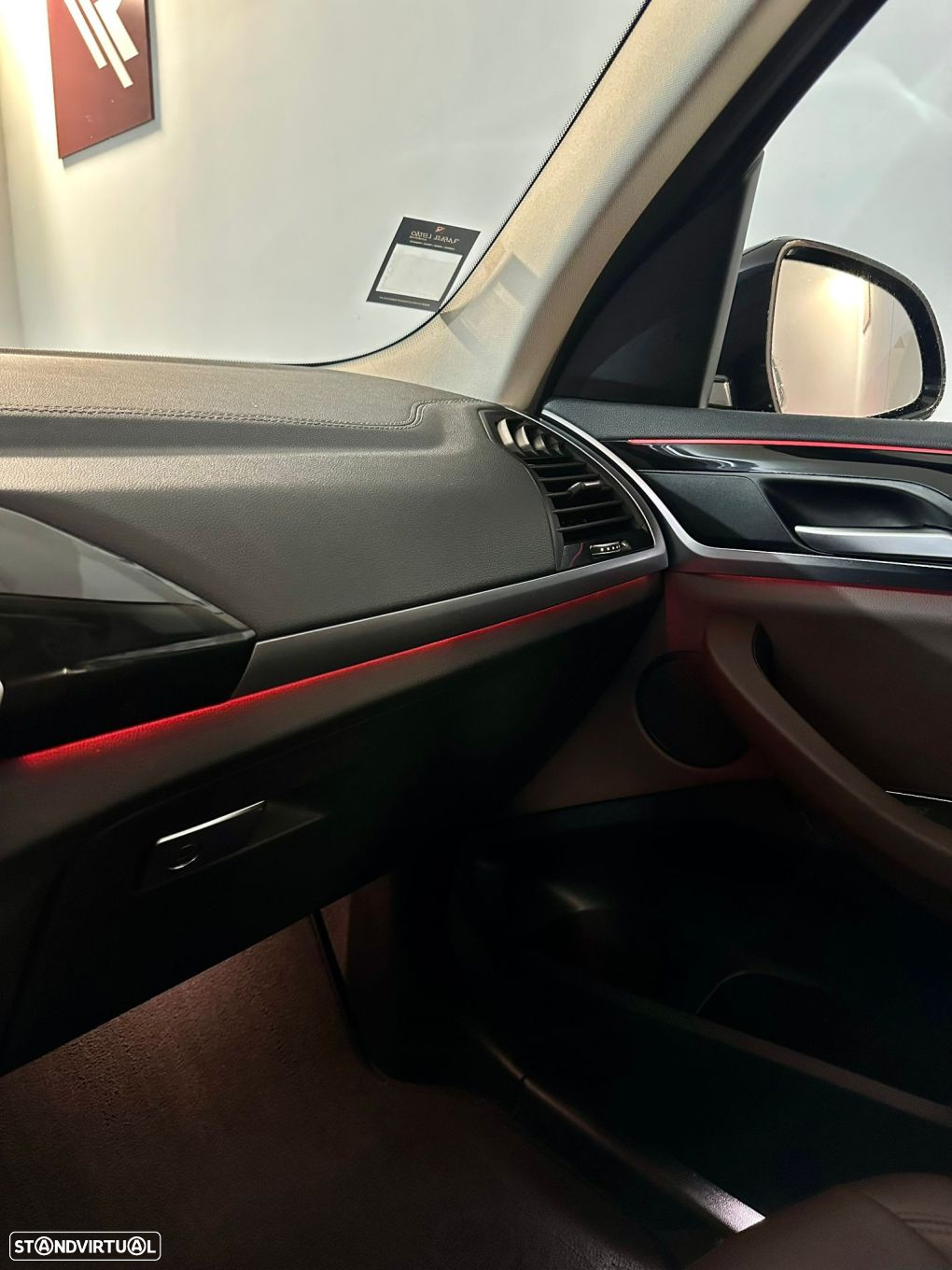 BMW iX3 Impressive - 32
