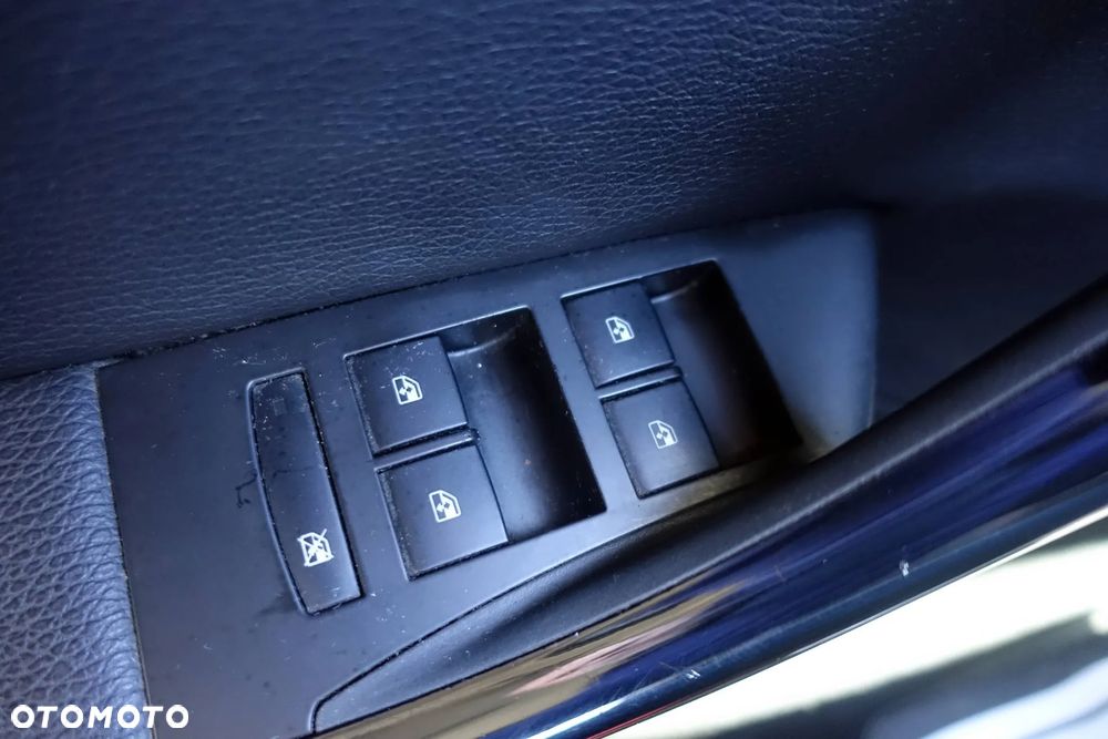 Opel Astra 2.0 BiTurbo CDTI DPF ecoFLEX SportsTourer St - 29