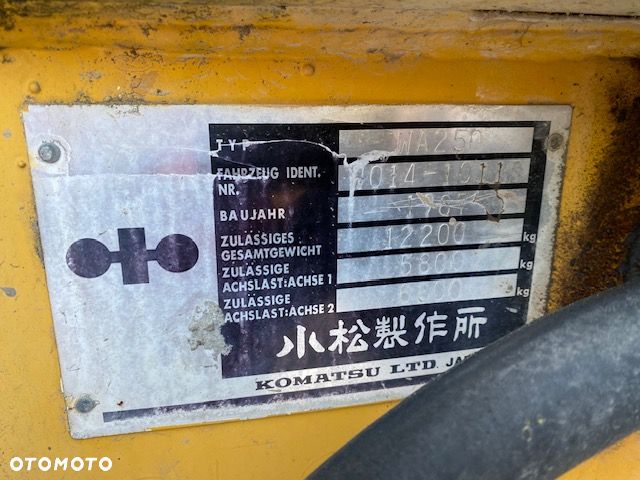 Komatsu WA250 - 10