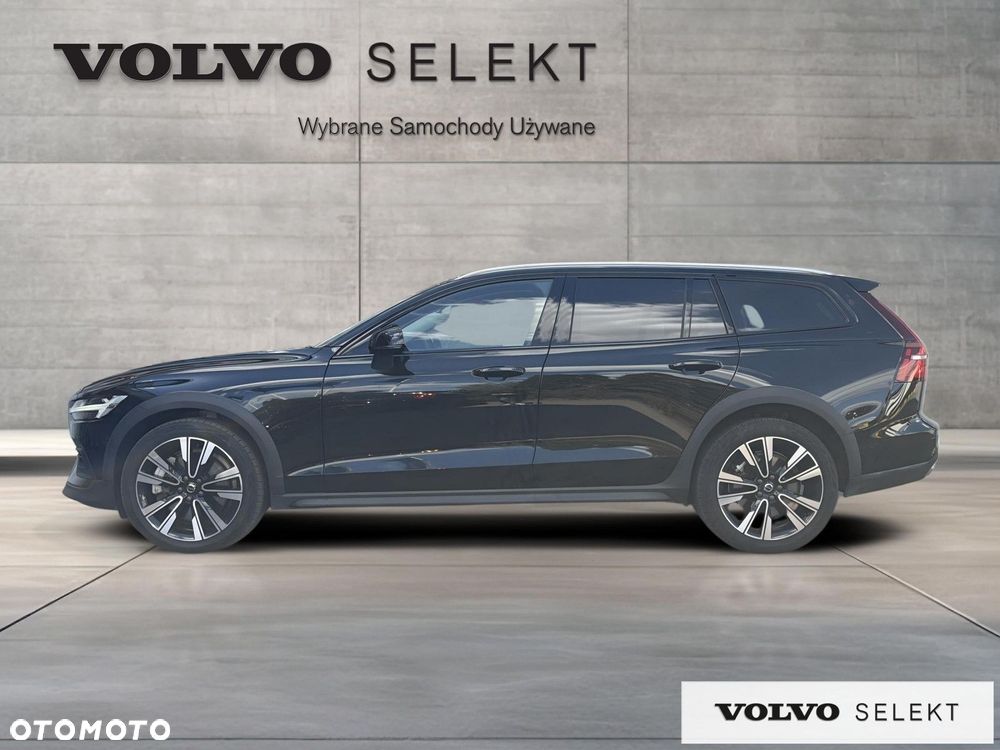 Volvo V60 Cross Country - 4