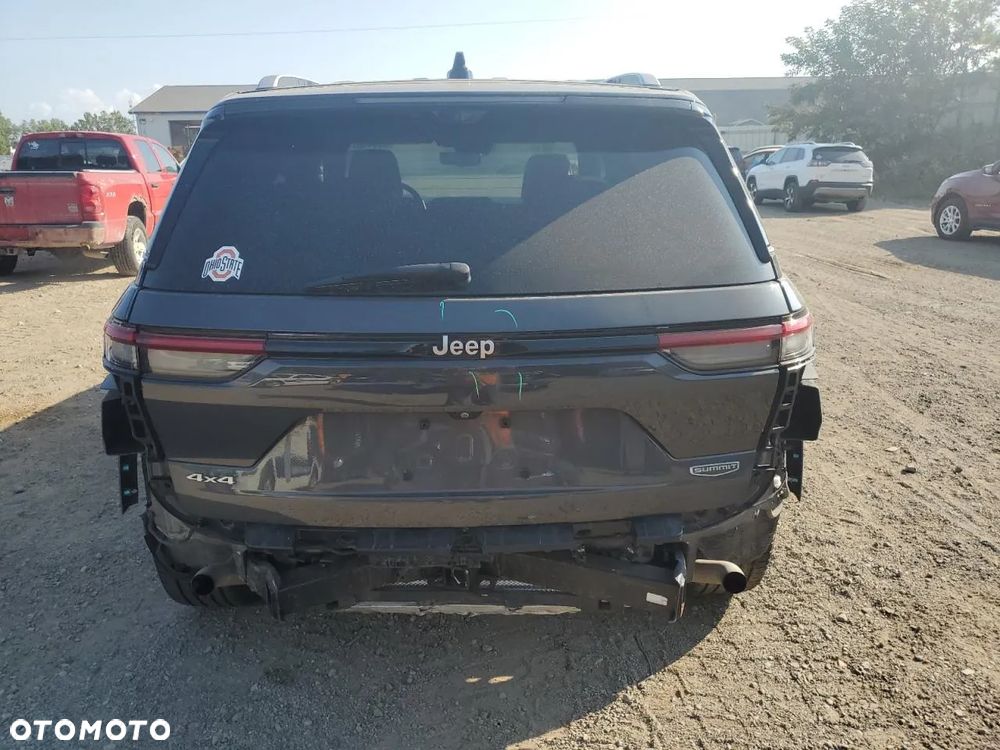 Jeep Grand Cherokee - 9