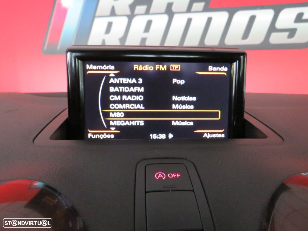 Audi A1 Sportback 1.6 TDI S tronic - 24