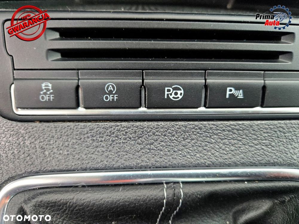 Volkswagen Golf Plus 1.6 TDI DPF Style - 23