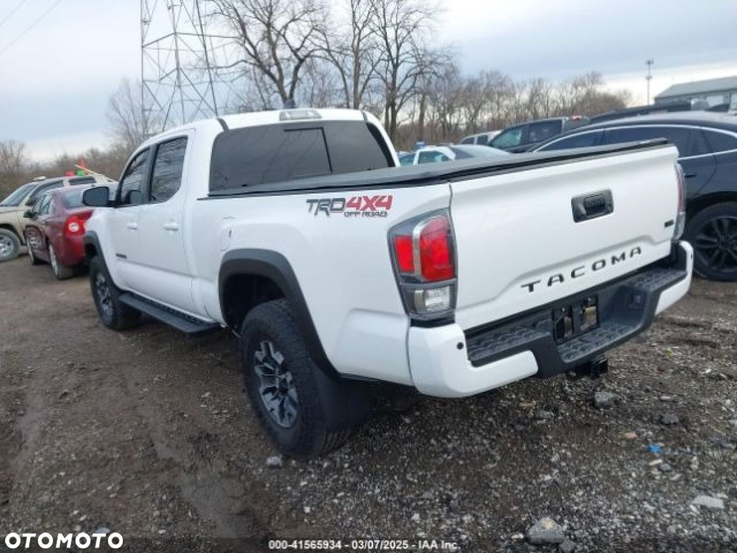 Toyota Tacoma - 3