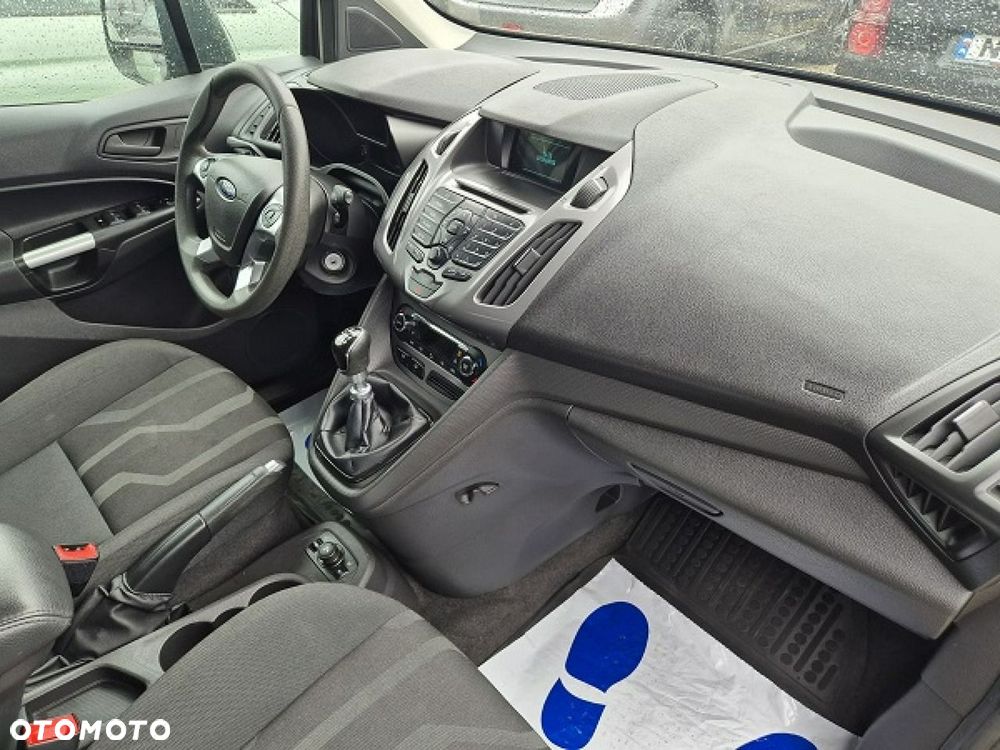 Ford Tourneo Connect Grand - 19