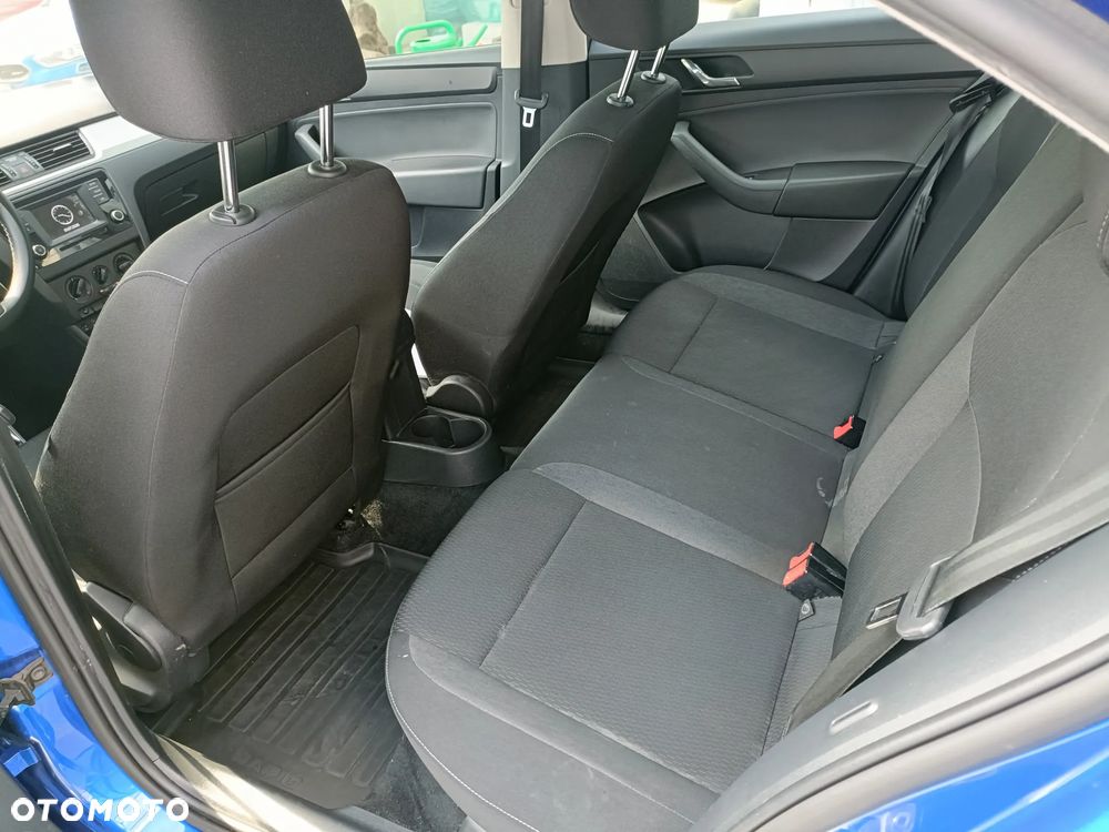 Skoda RAPID 1.2 TSI Active - 16