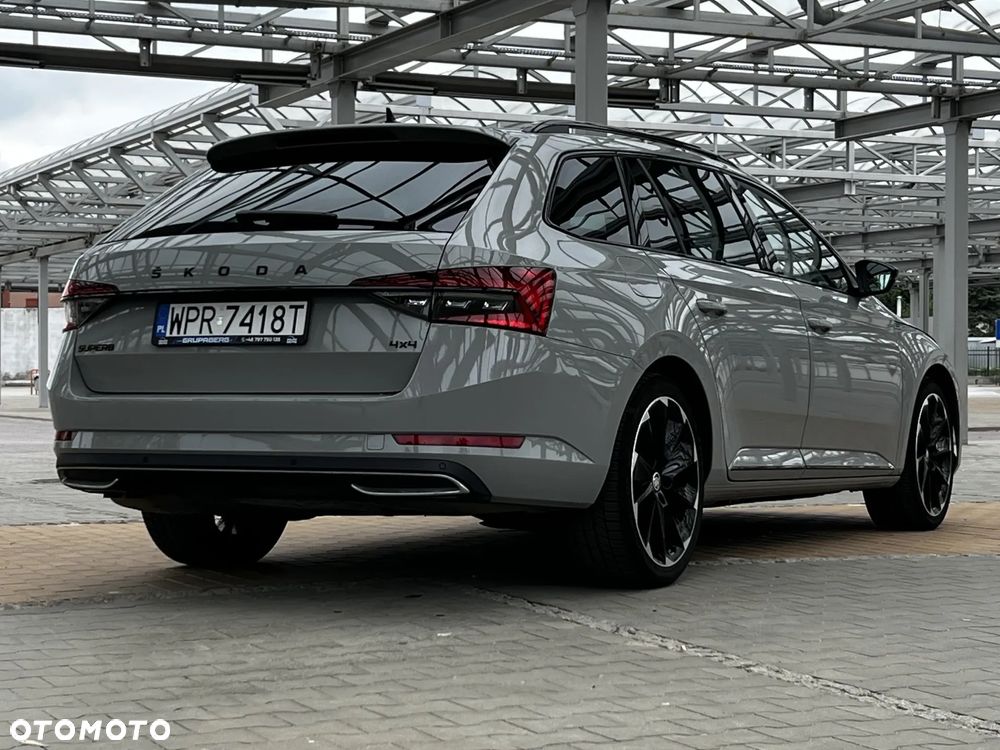 Skoda Superb 2.0 TDI SCR 4x4 Sportline DSG - 8