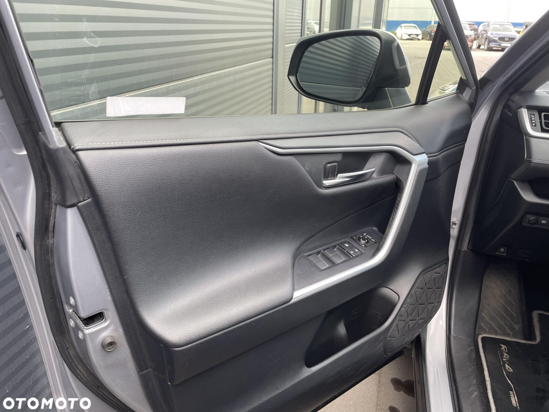 Toyota RAV4 2.5 Hybrid Comfort 4x2 - 10