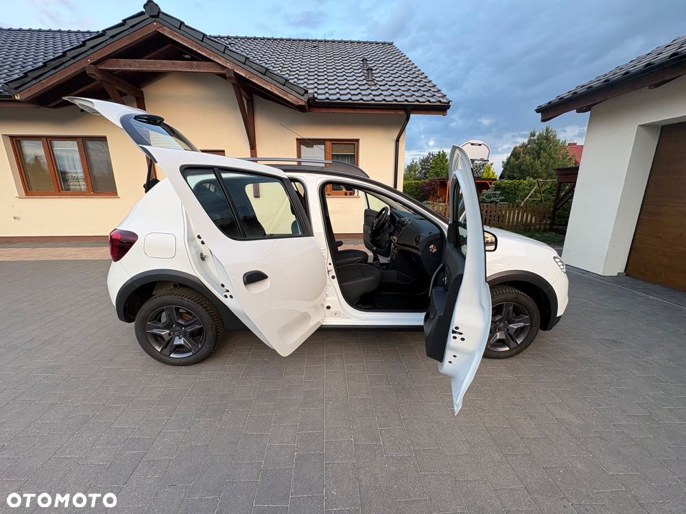 Dacia Sandero Stepway TCe 90 (S&S) Prestige - 16