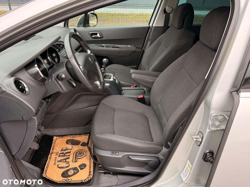 Peugeot 5008 2.0 BlueHDi Allure - 19