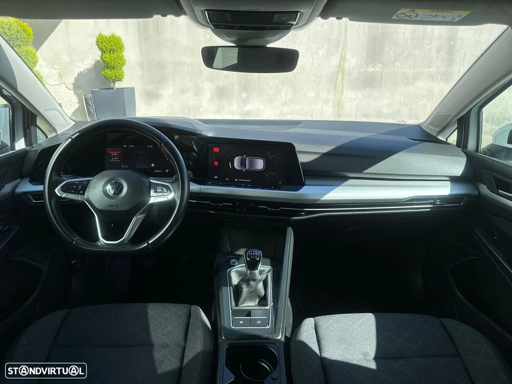 VW Golf 2.0 TDI Conceptline - 17