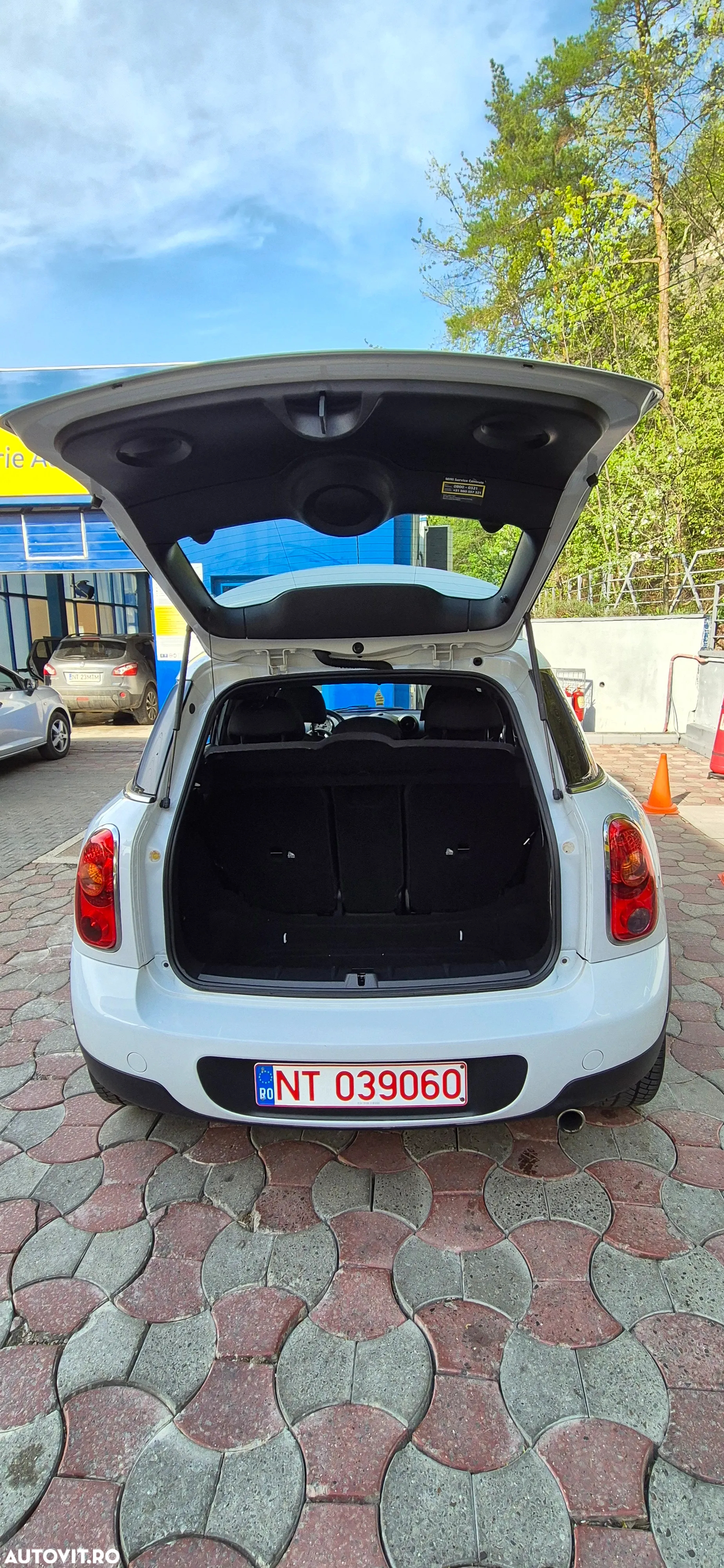 Mini Countryman - 3