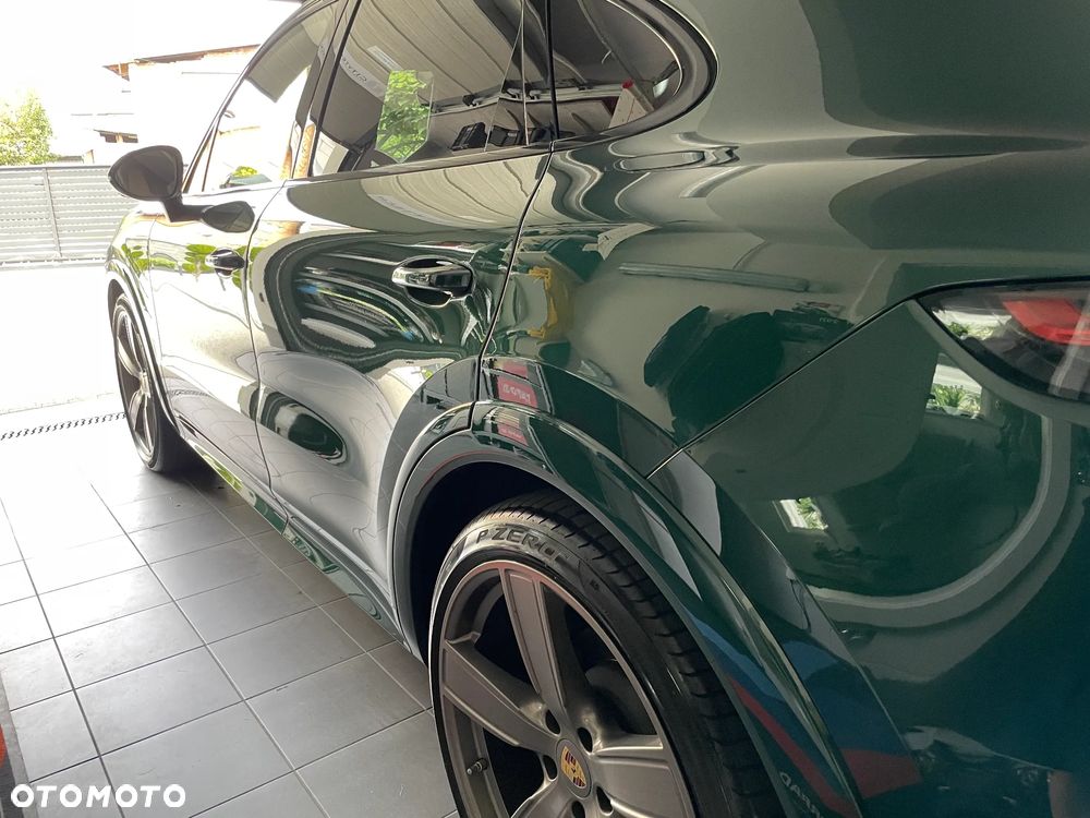 Porsche Cayenne S - 34