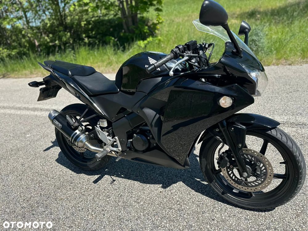 Honda CBR - 1